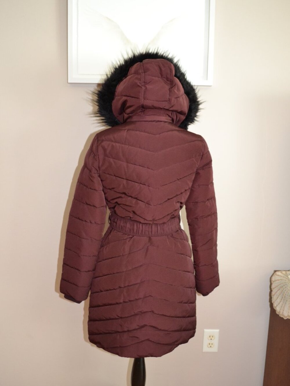 Express Maroon Belted Long Puffer Coat w Detachable Faux Fur Hood sz Small - Picture 6 of 13